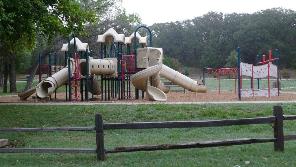 E.C. Hafer Park-埃德蒙必去景点