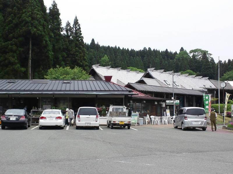 Michi-no-Eki Namino Kaguraen-阿苏市必去景点