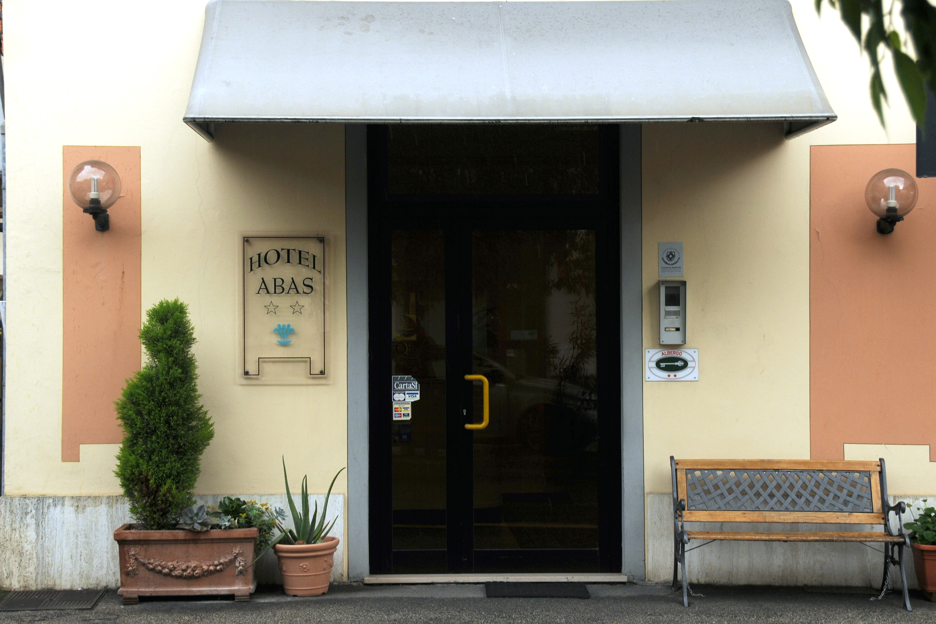 Hotel Abas-官方
