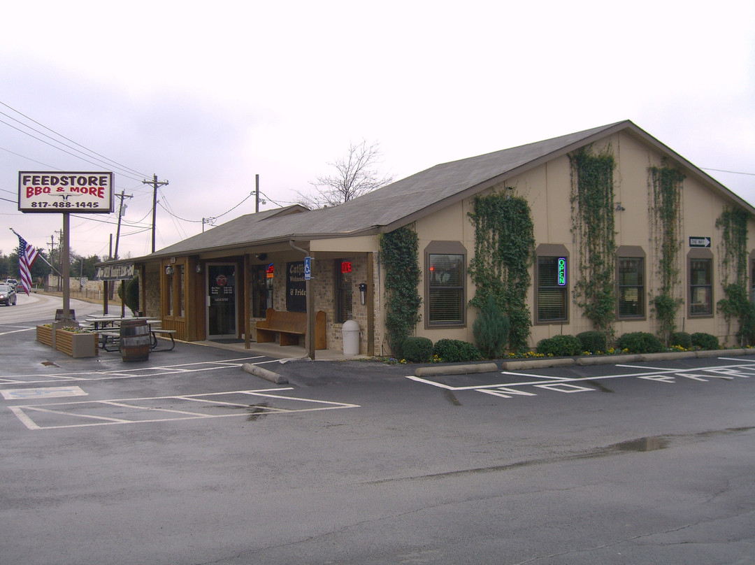 绍斯莱克餐馆和美食-FeedStore BBQ & More