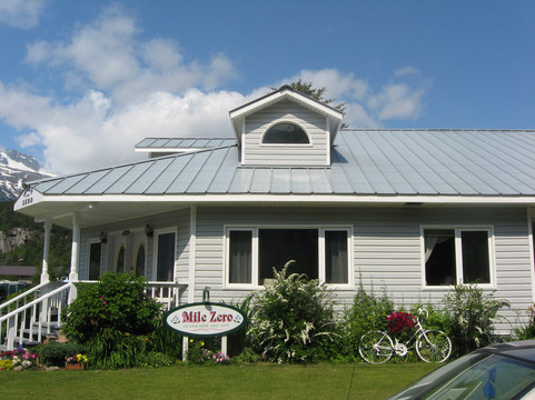 Mile Zero Accommodations主图