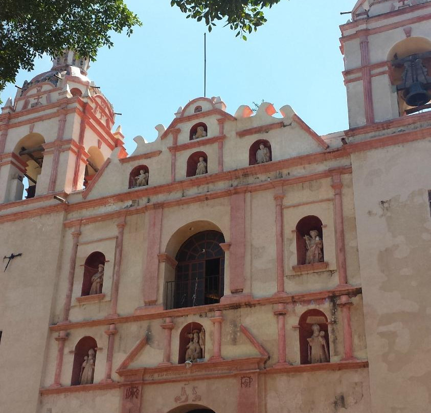 Exconvento de San Jeronimo景点图片