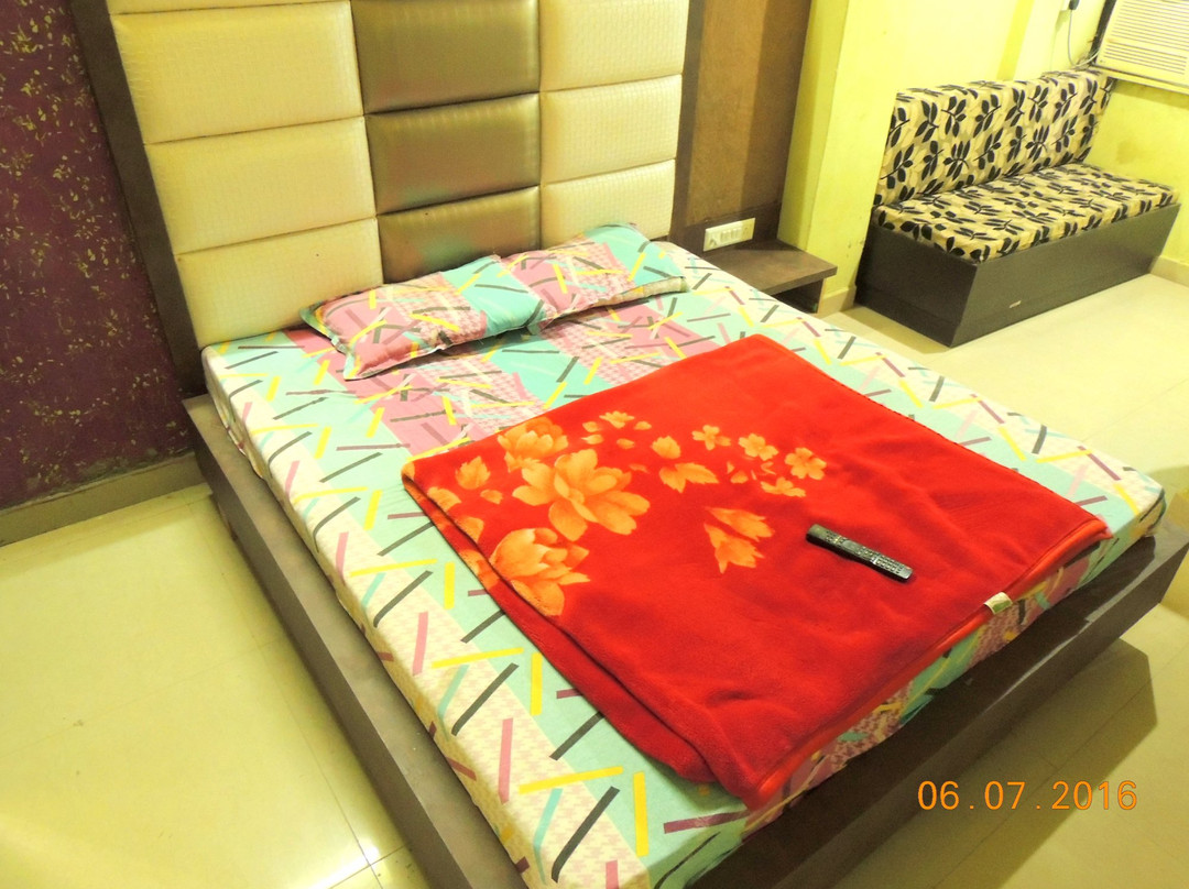 Hotel Ellora