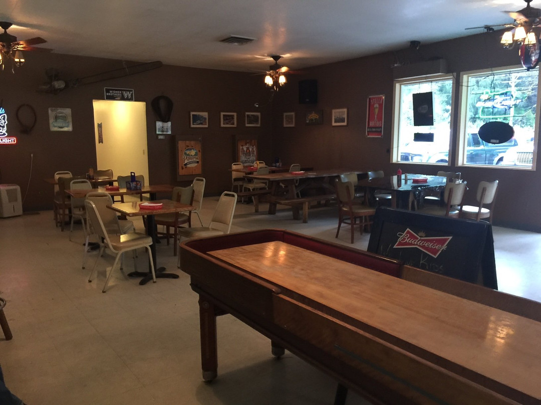 Walton餐馆和美食-Deadwood Tavern & Grill