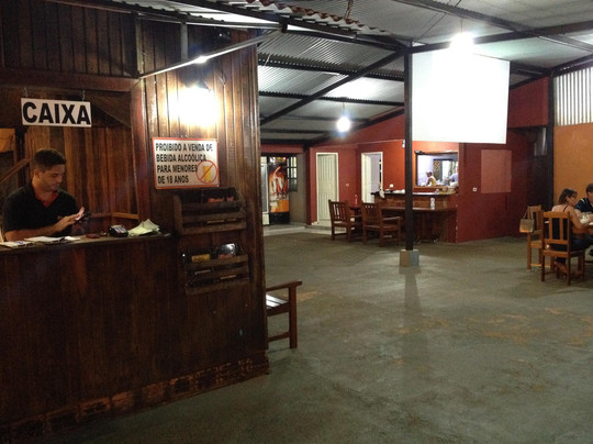 Tapurah餐馆和美食-Kintal Lanches E Espetinhos