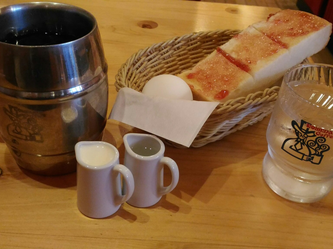 泉大津市餐馆和美食-Komeda Coffee