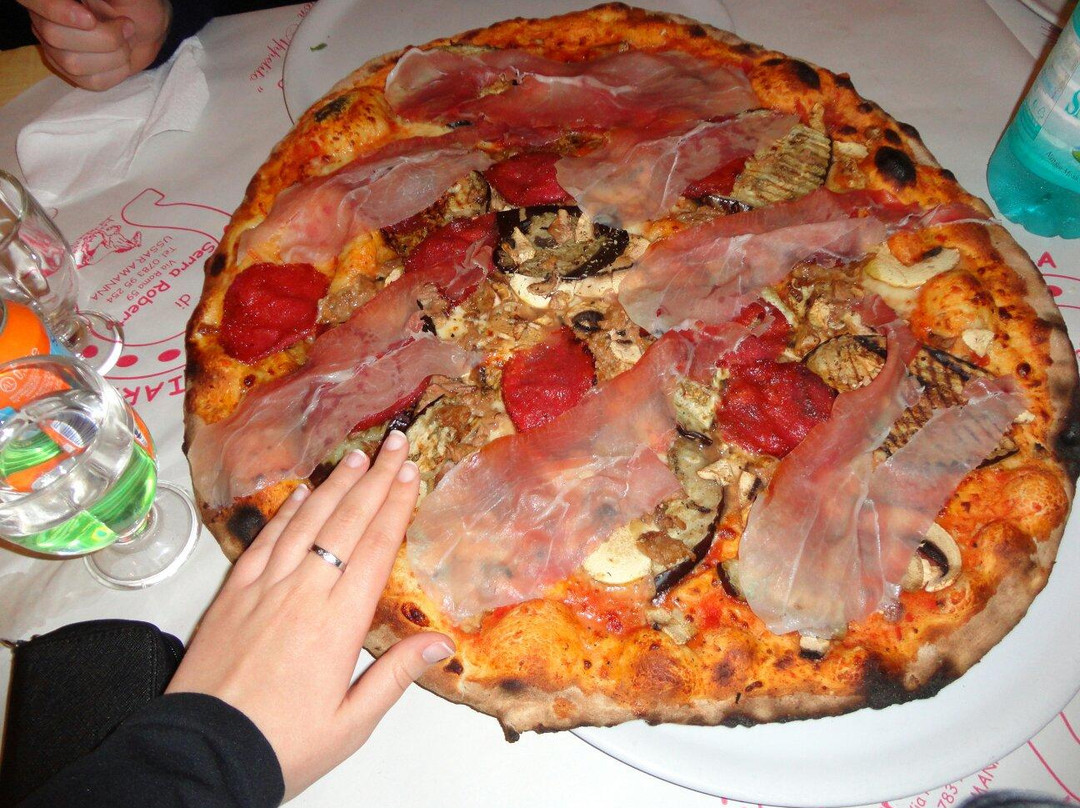 Gonnosfanadiga餐馆和美食-Pizzeria Sa Giara
