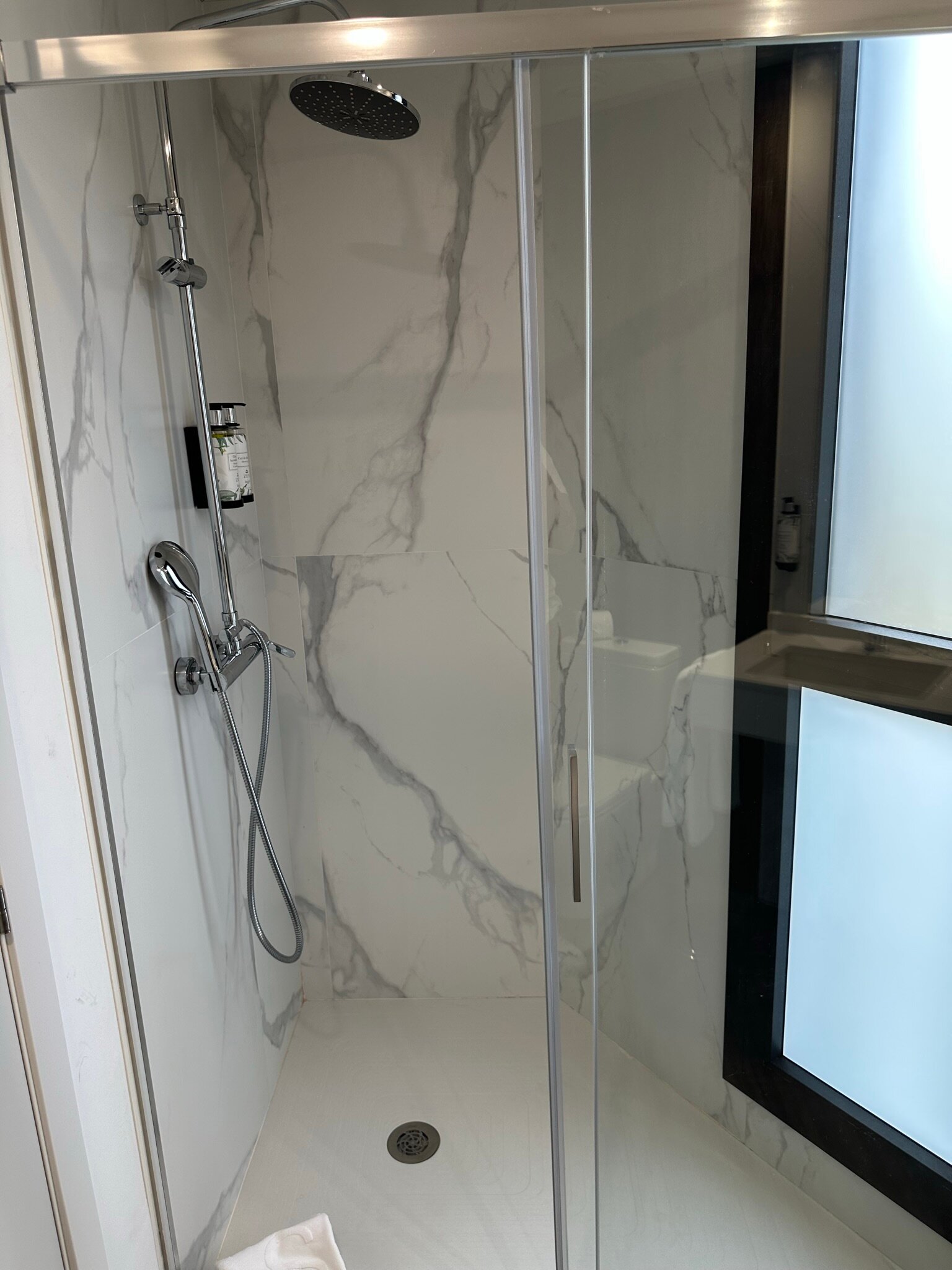 Sercotel Córdoba Delicias-浴室