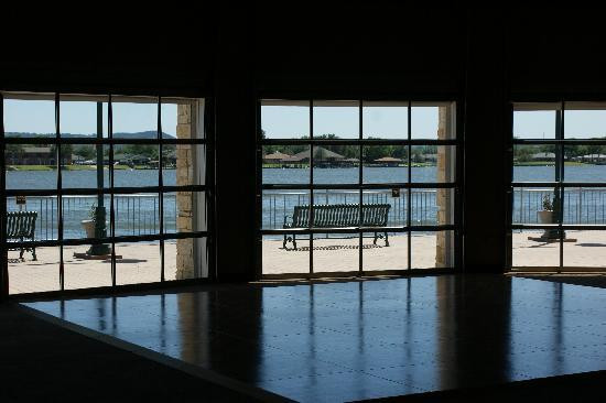 Granbury Resort Conference Center-格兰伯里必去景点