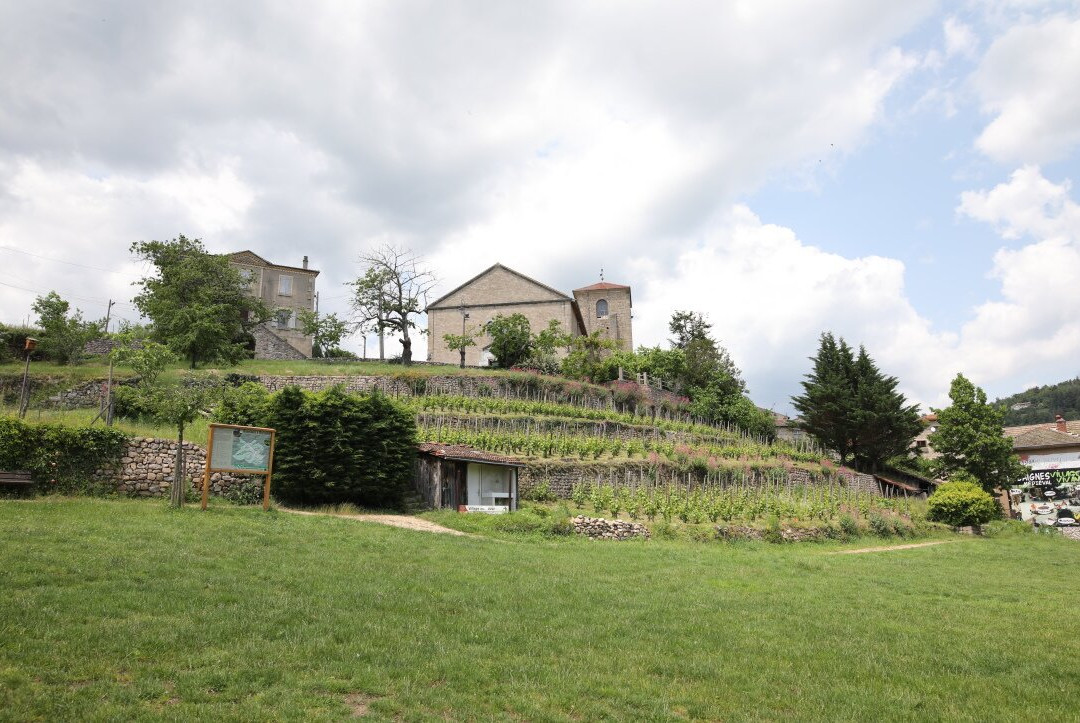 Le temple de Desaignes