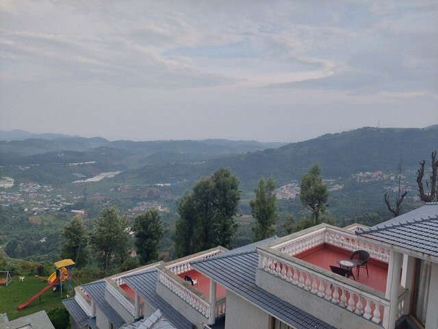 La Montana by TGI主图