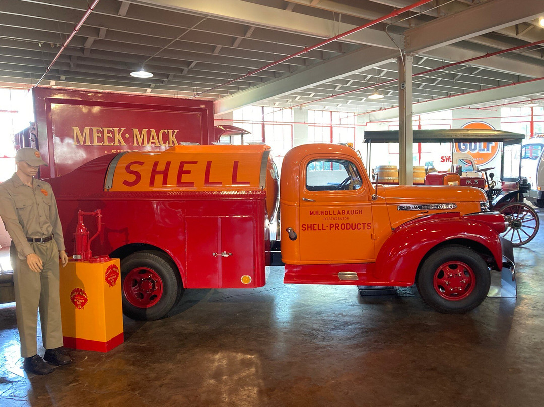 National Automotive and Truck Museum (NATMUS)景点图片