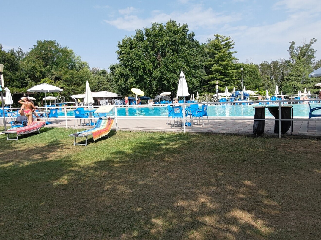 Piscine Mond'Azzurro景点图片