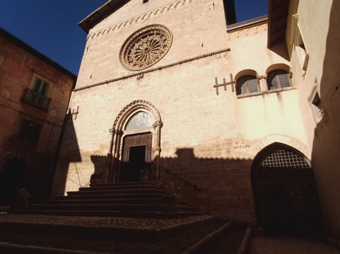 Chiesa San Francesco-Tagliacozzo必去景点