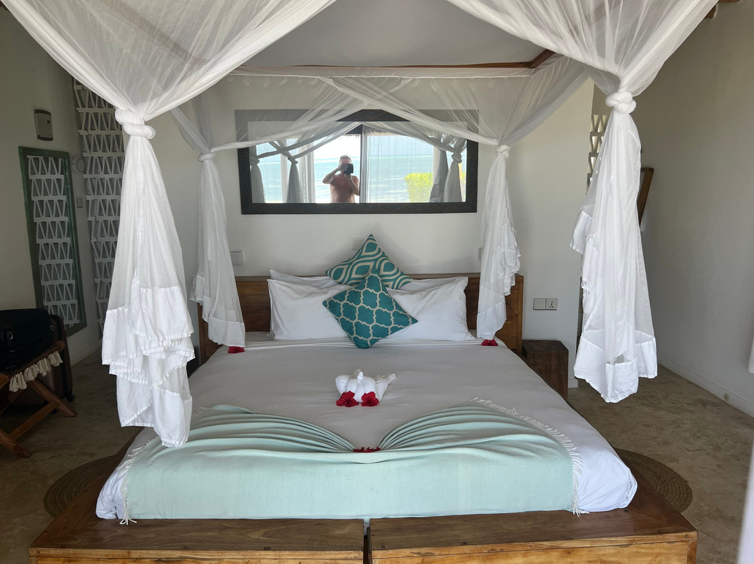 Zanbluu Beach Hotel主图