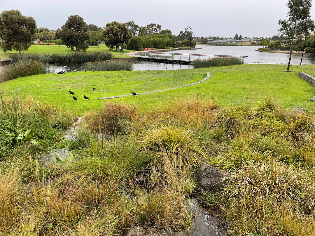 Highlands Lake Reserve景点图片