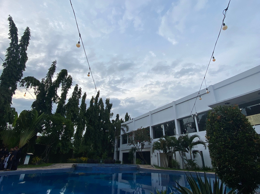 Sun Hotel Sidoarjo主图