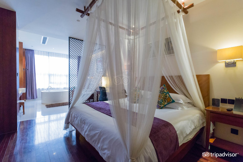 上海外滩中星君亭酒店-客卧