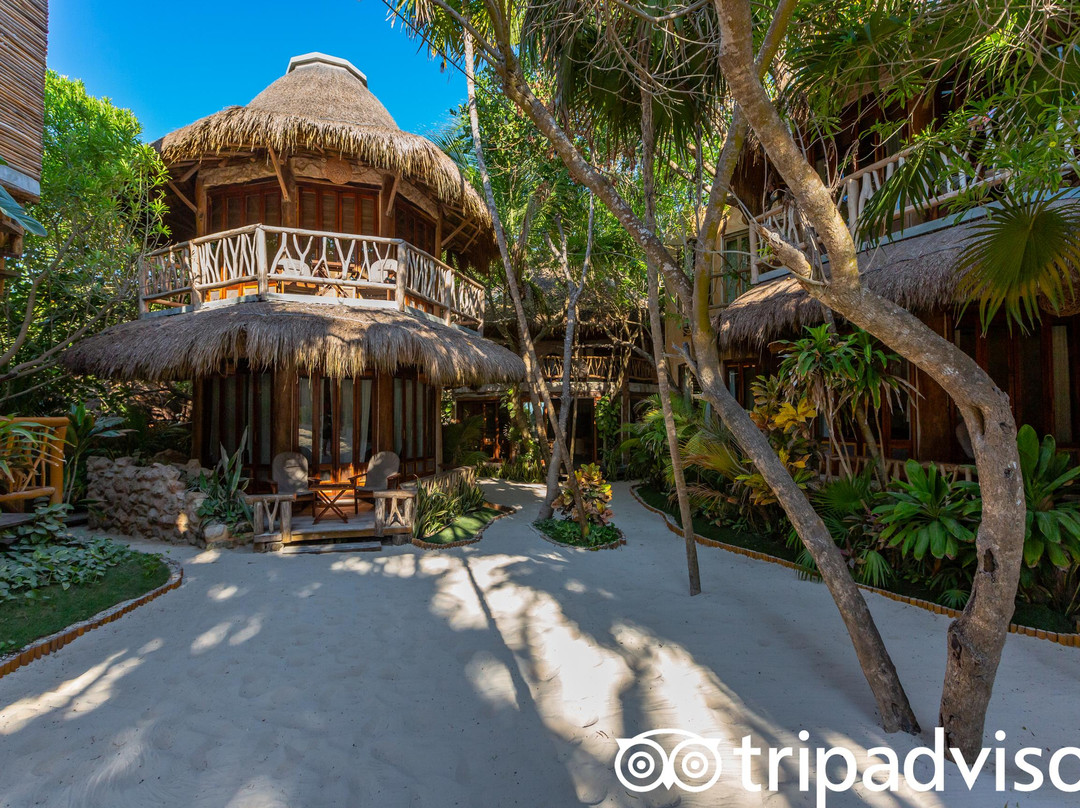 图伦酒店住宿-图兰阿赖耶阿华乌酒店