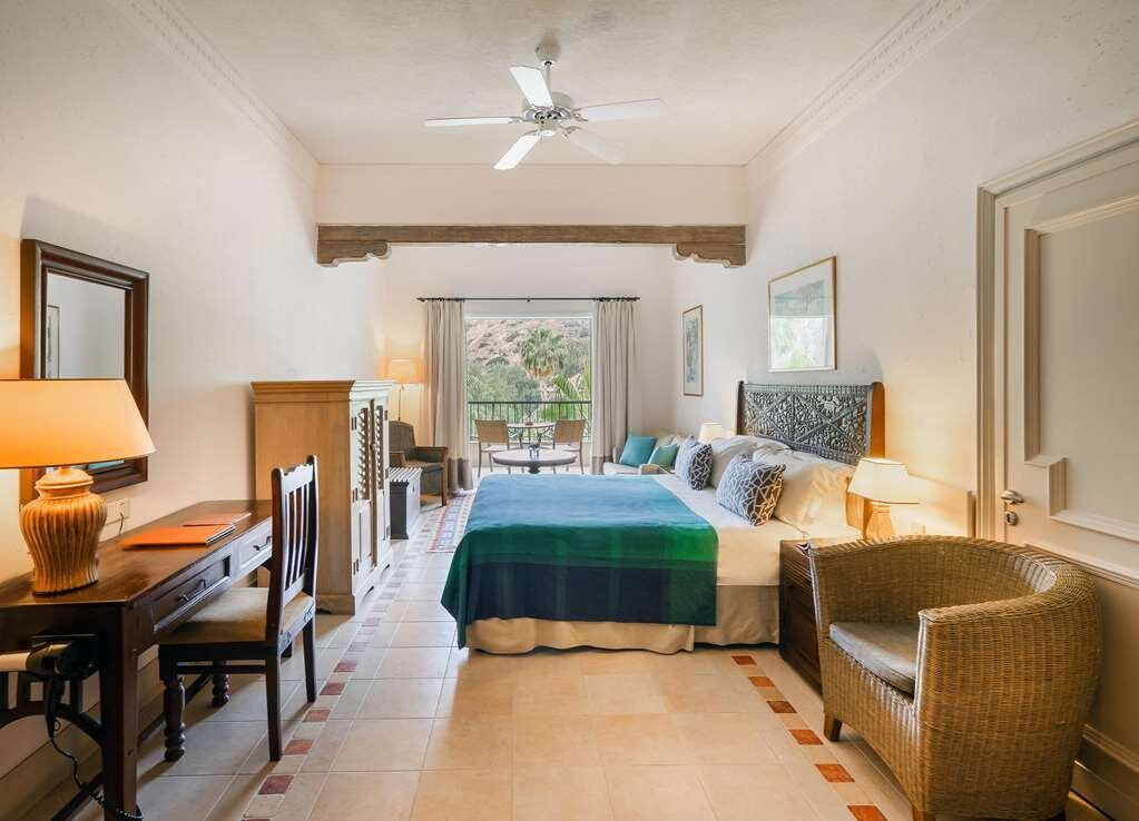 Columbia Beach Resort Pissouri主图