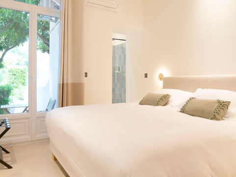 戈若普 - 戈蒂勒酒店主图