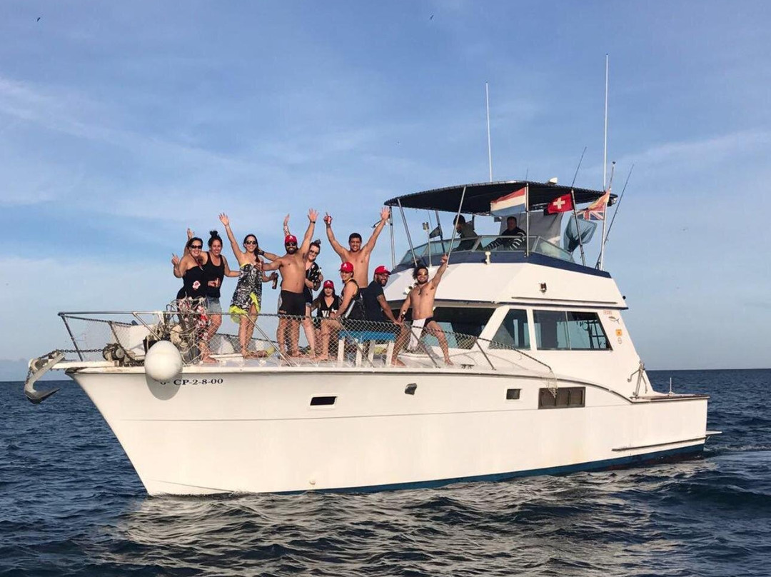 Puerto Deportivo Fuengirola-福恩吉罗拉必去景点