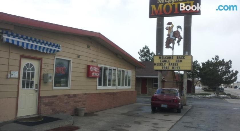 Mustang Motel