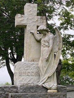 Grove Cemetery景点图片