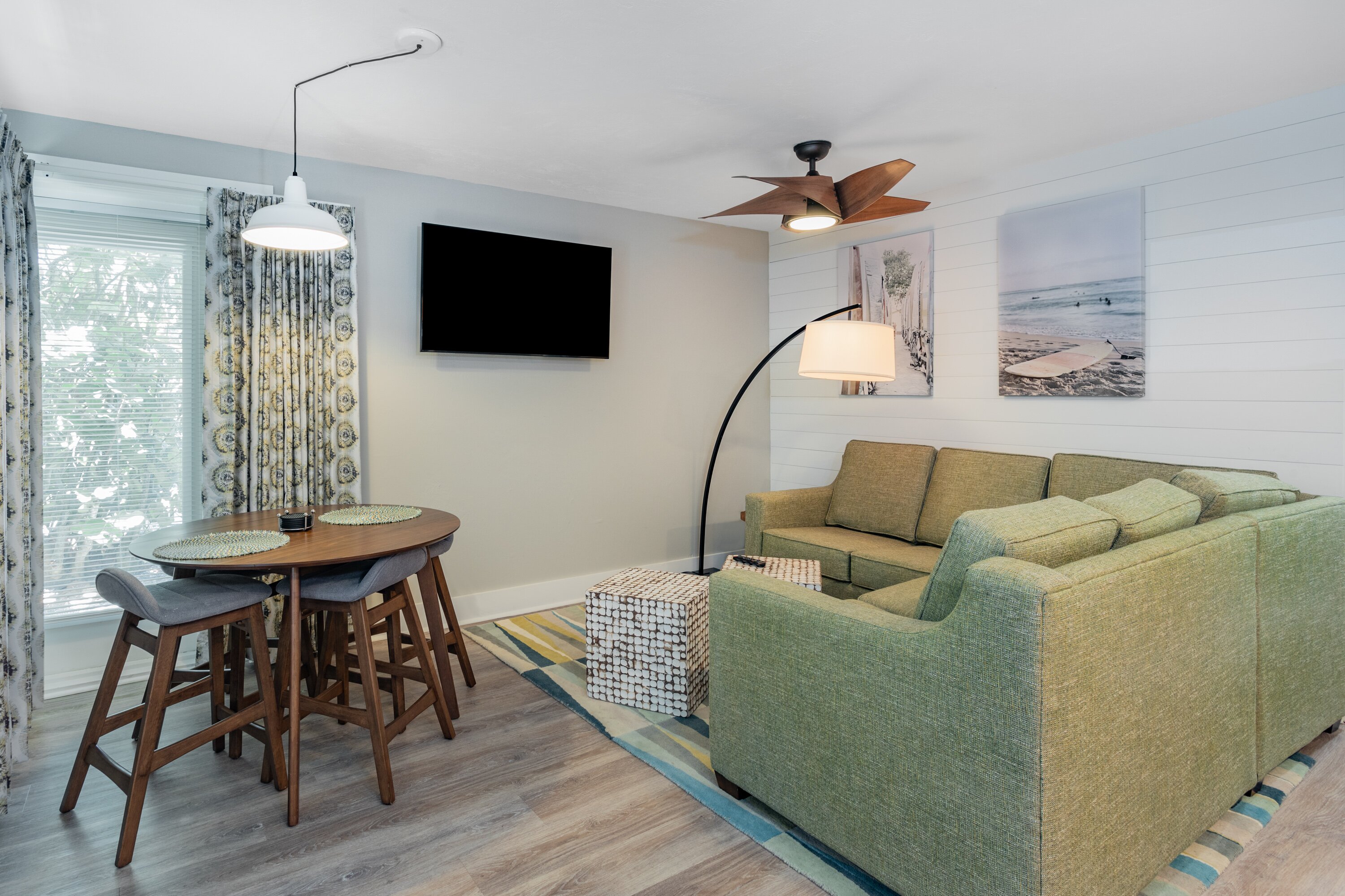 Coconut Palms Beach Resort II-客卧