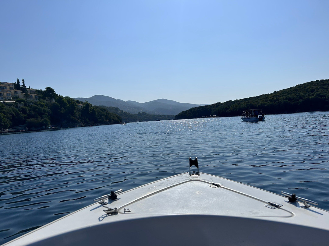 Rent a Boat Sivota景点图片