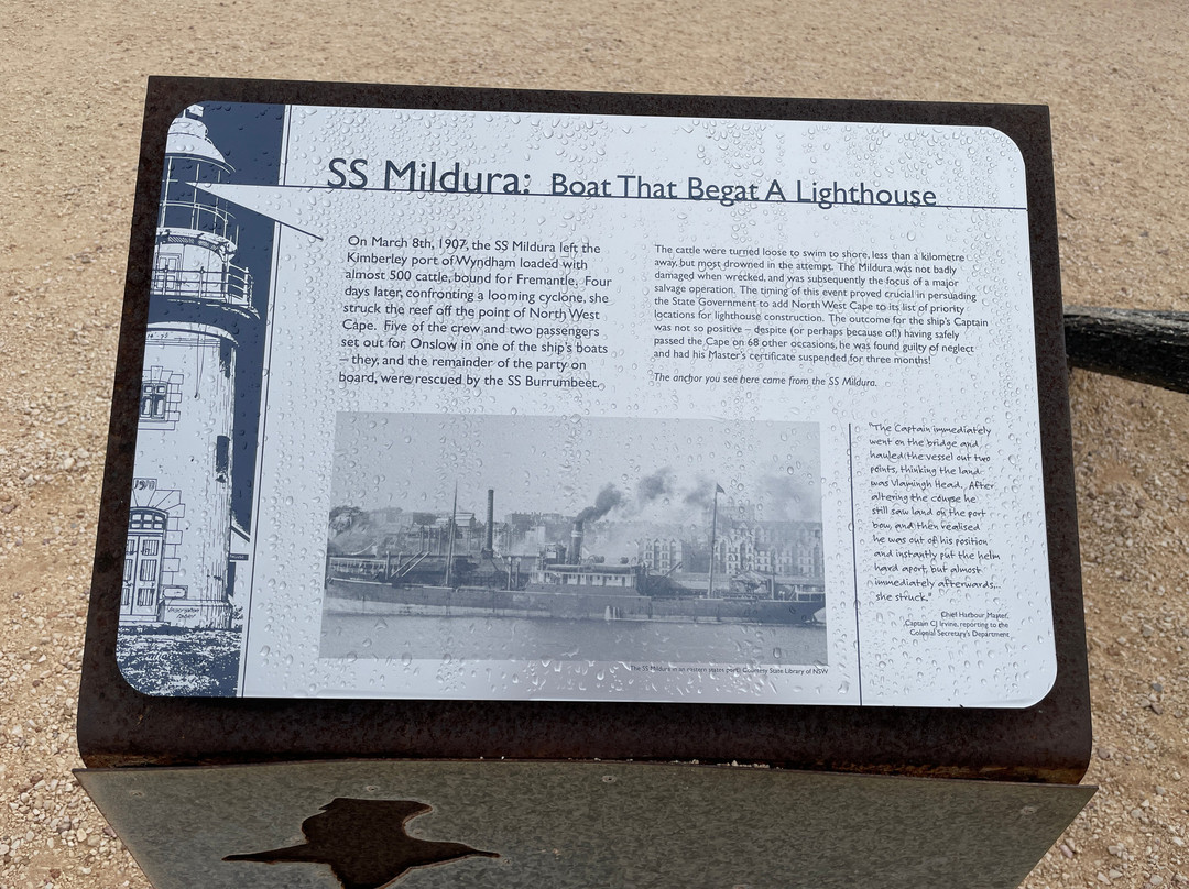 Vlamingh Head Lighthouse-埃克斯茅斯必去景点