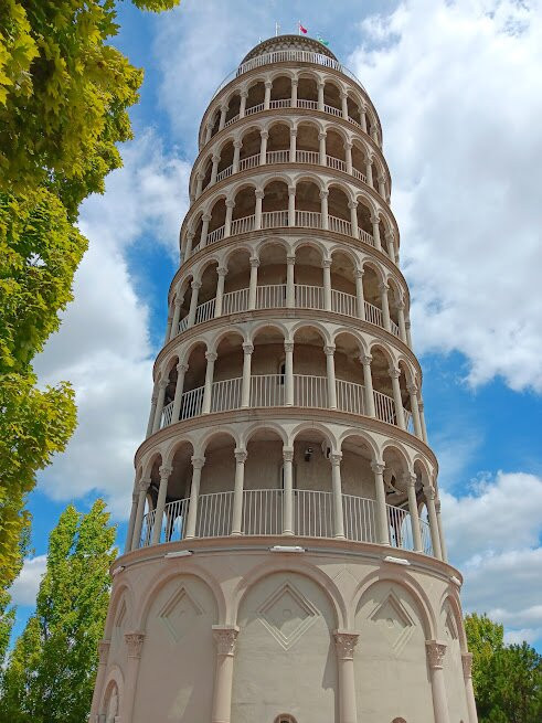 Leaning Tower of Niles-Niles必去景点