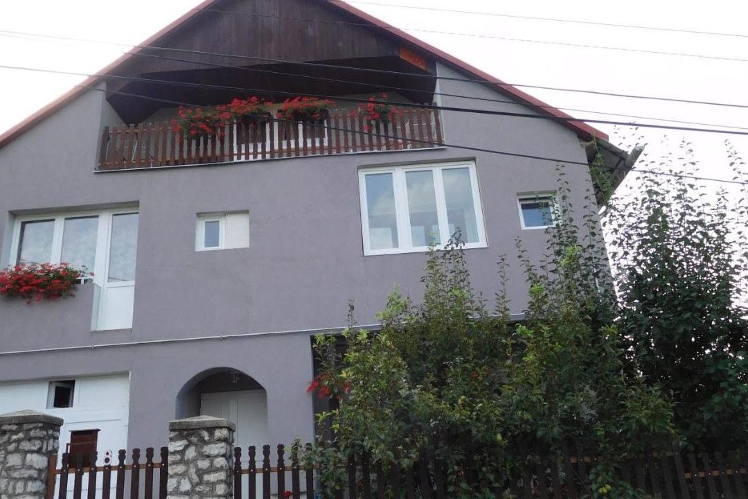 Napfeny Vendeghaz