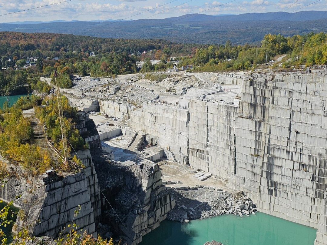 Rock of Ages Visitors Center & Quarry Tours-Graniteville必去景点