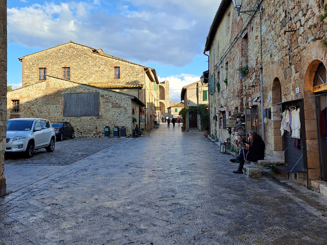 Hotel Monteriggioni主图