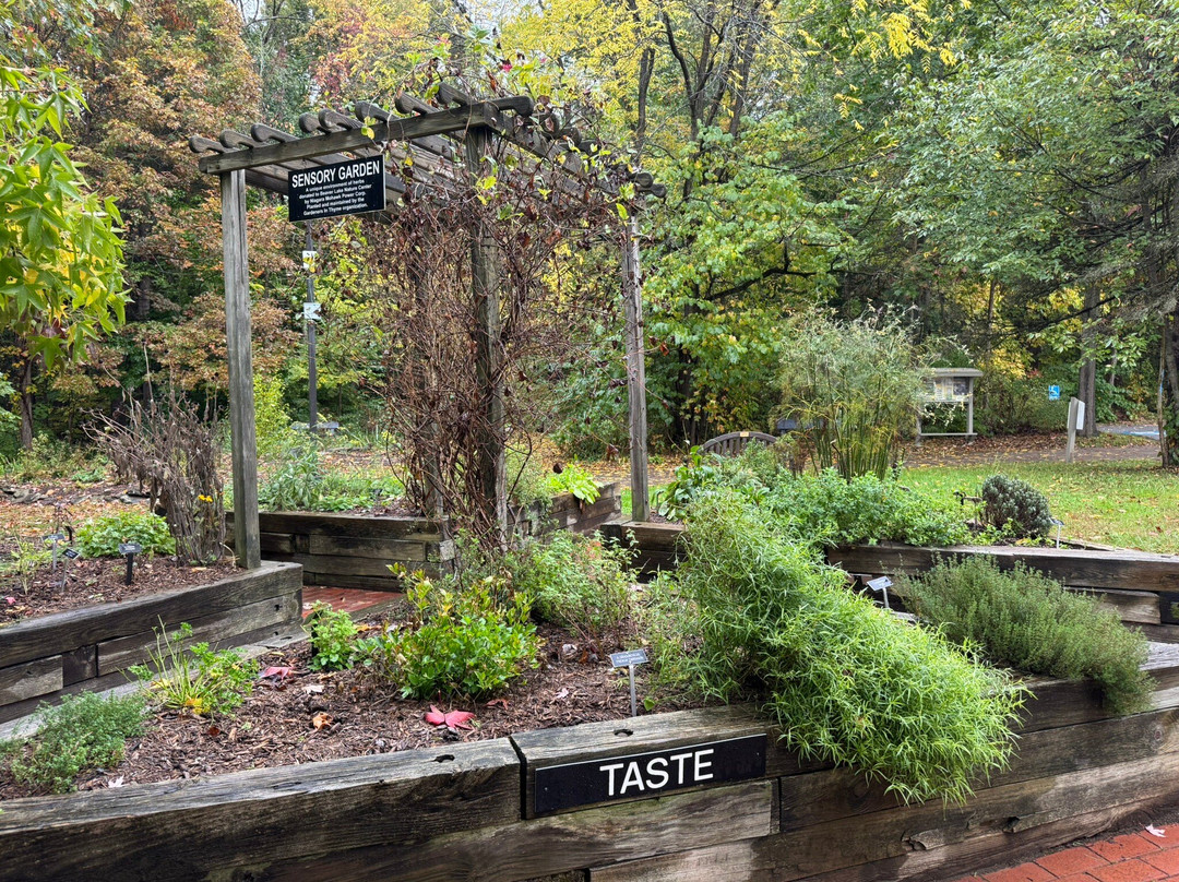 Beaver Lake Nature Center景点图片