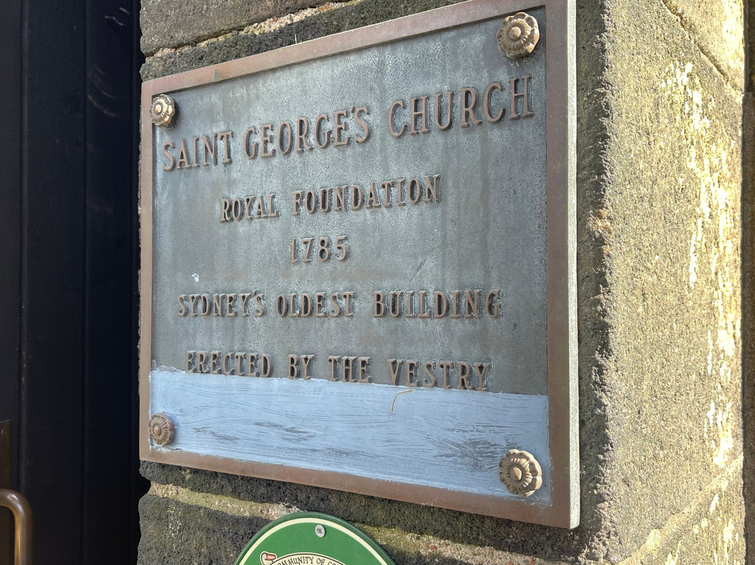 St. George's Anglican Church & Graveyard景点图片