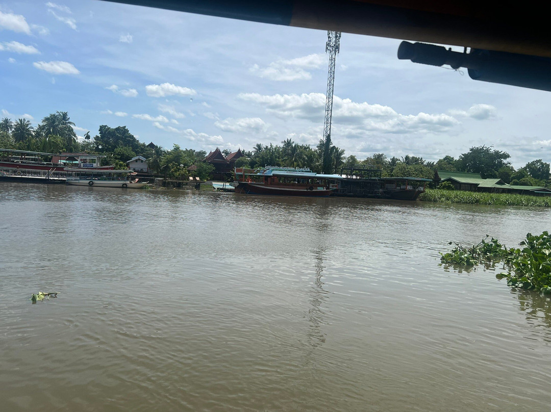 Don Wai Floating Market-佛统必去景点