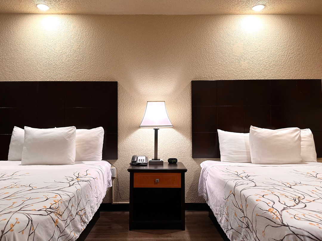 Travelers Inn of Elizabeth City主图