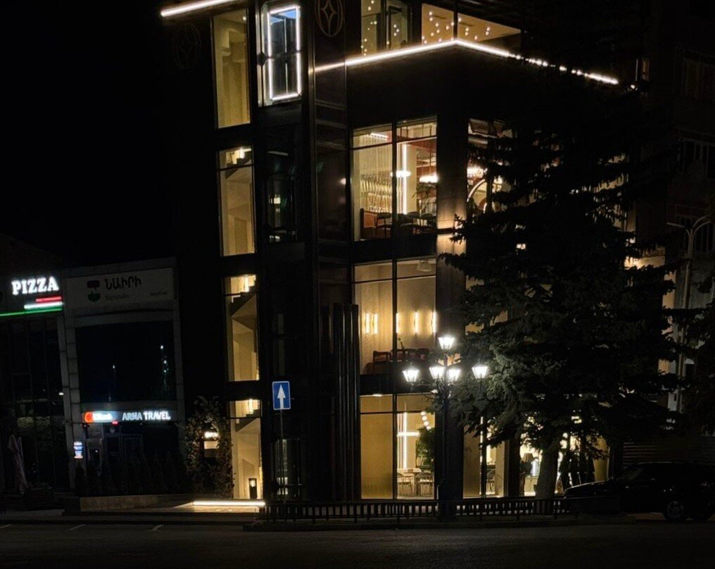 Loco Restaurant