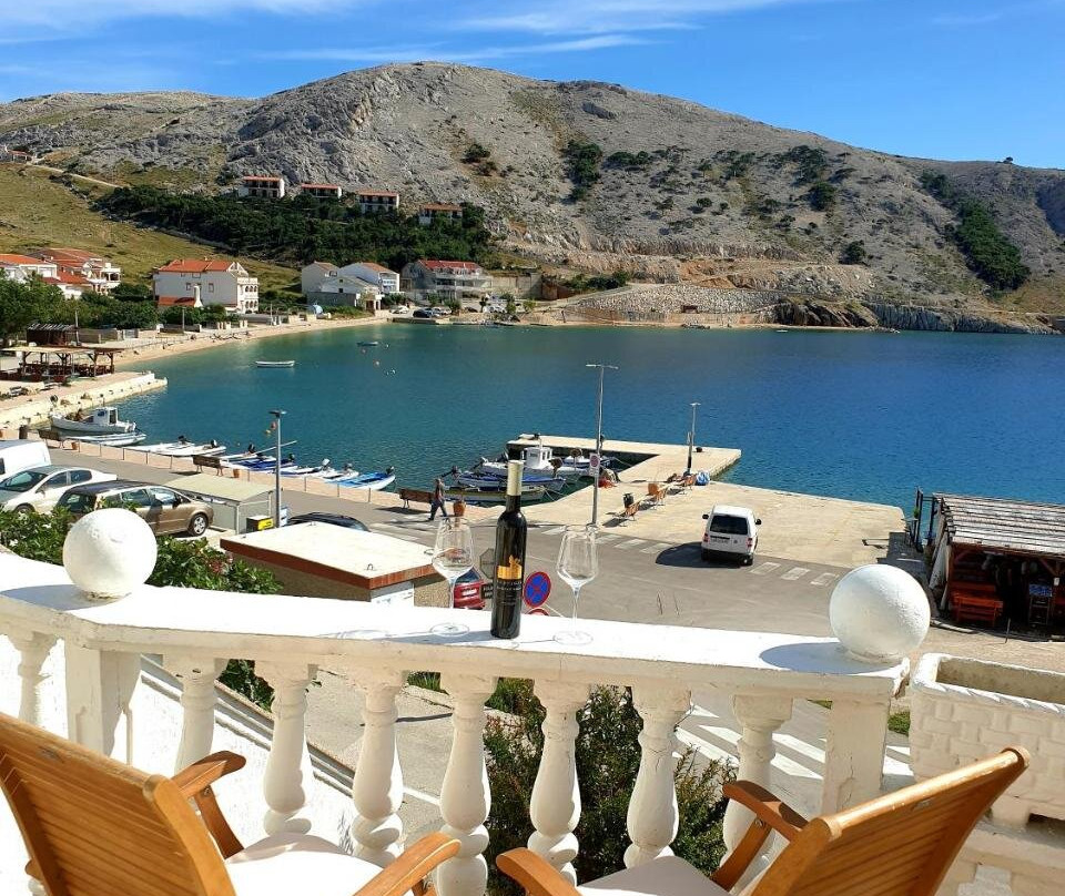 Apartments Niko Metajna Island Pag