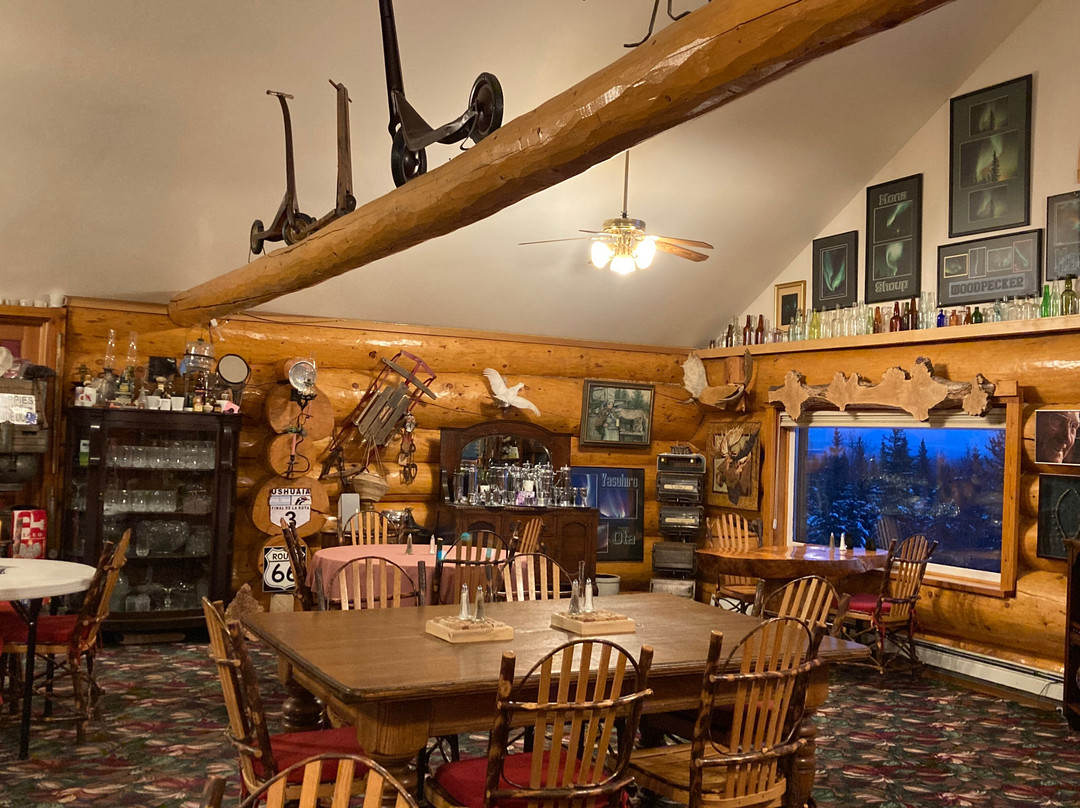 阿拉斯加风情木屋酒店主图