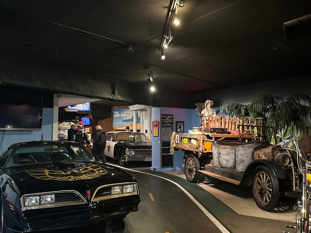 Hollywood Star Cars Museum-盖林柏格必去景点