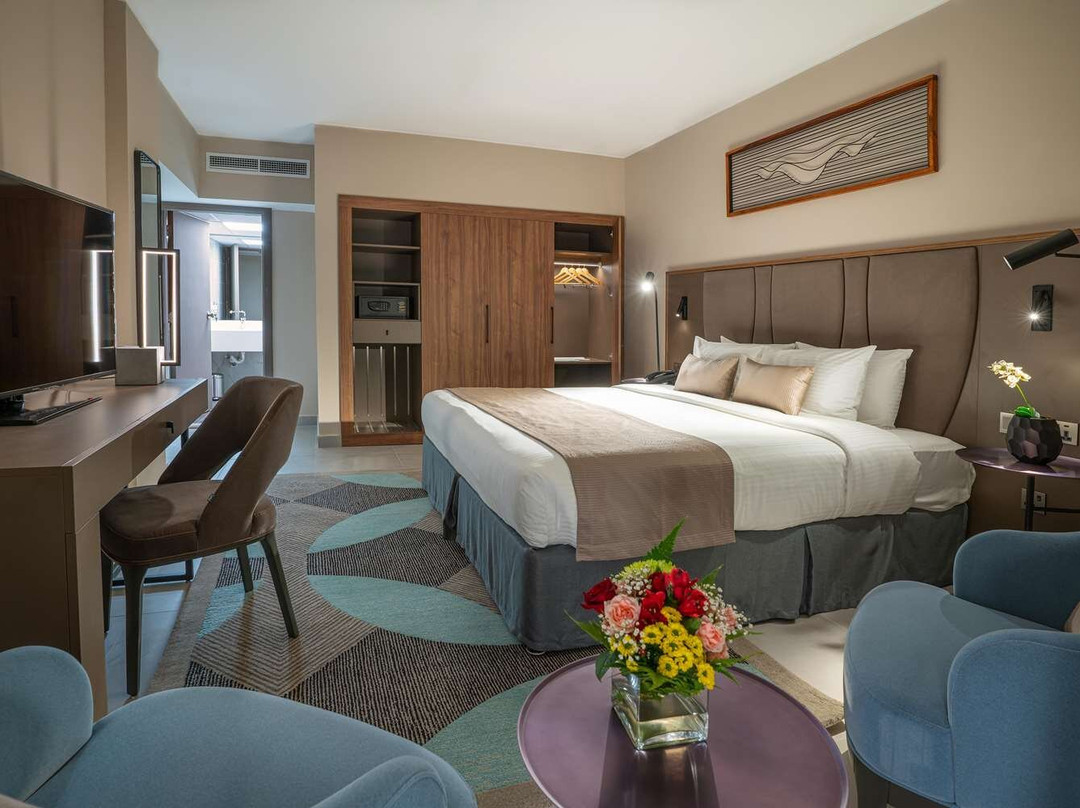 假日国际大酒店主图