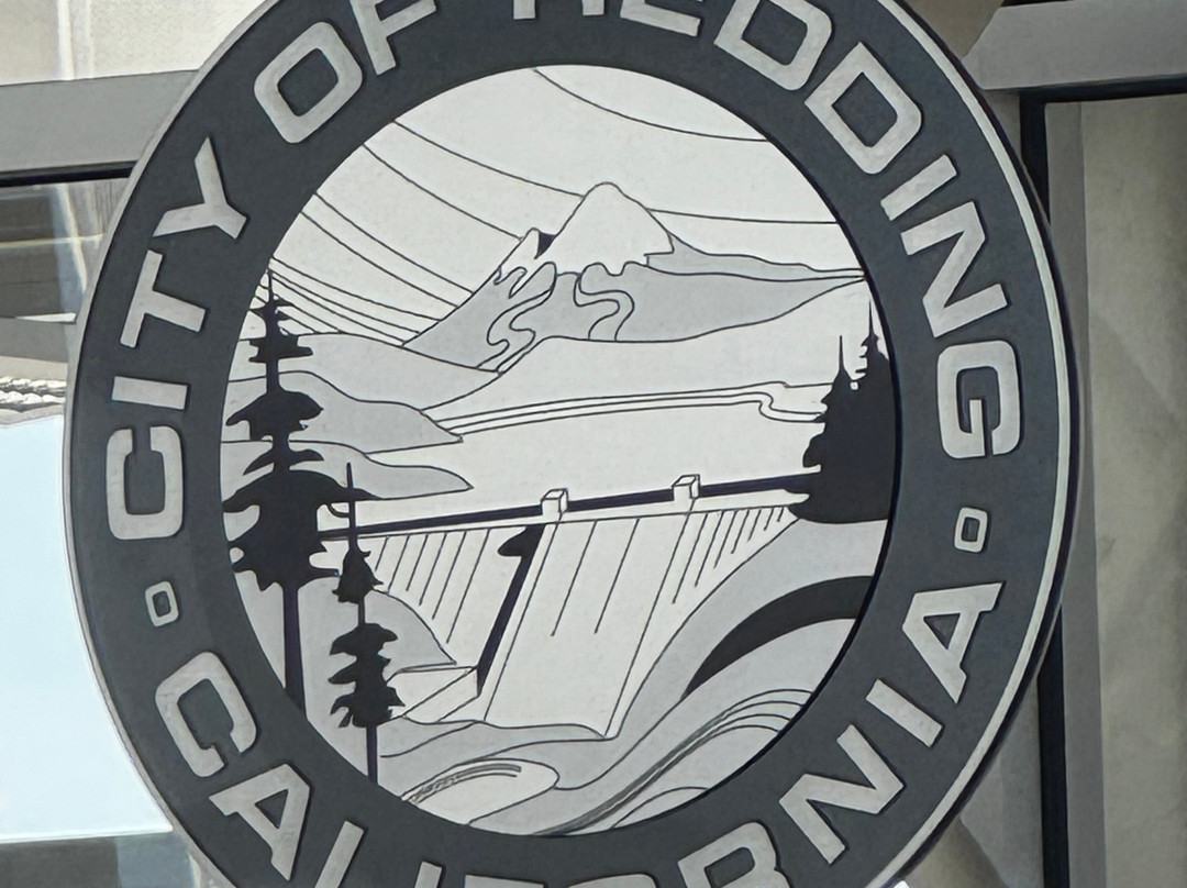 雷丁牛津套房酒店主图