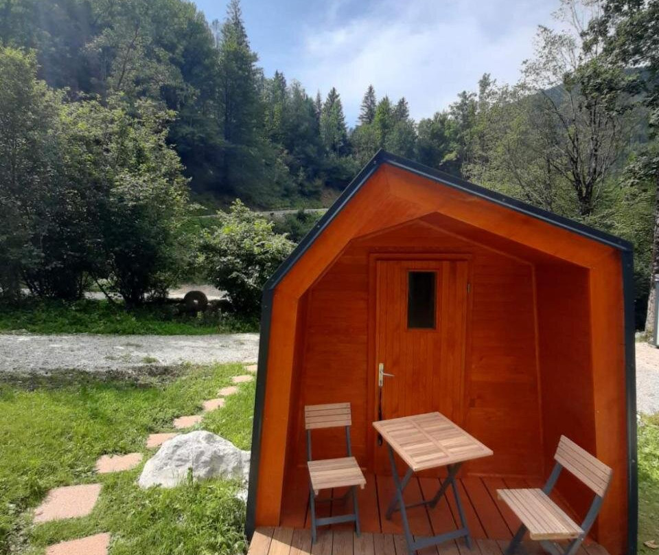 Camping & Glamping Grintovec