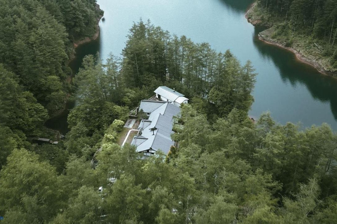 霍托里尼特酒店