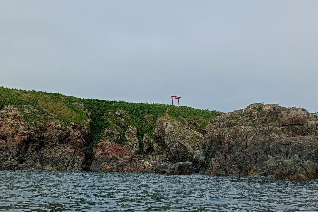 Rikord island-海参崴必去景点