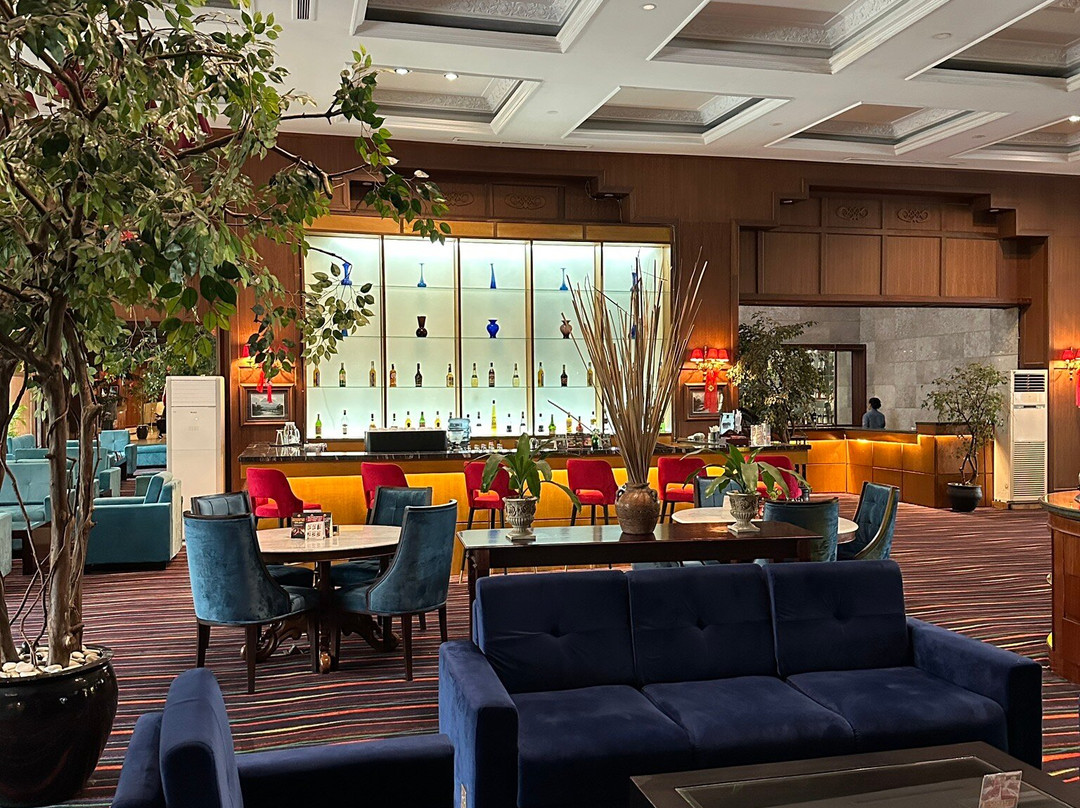 巴里巴板森伊乌大酒店主图