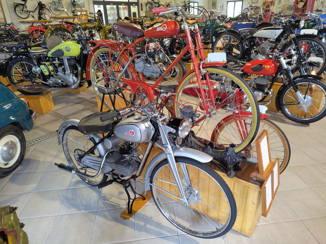 Museo Vehiculos Historicos Valle De Guadalest景点图片